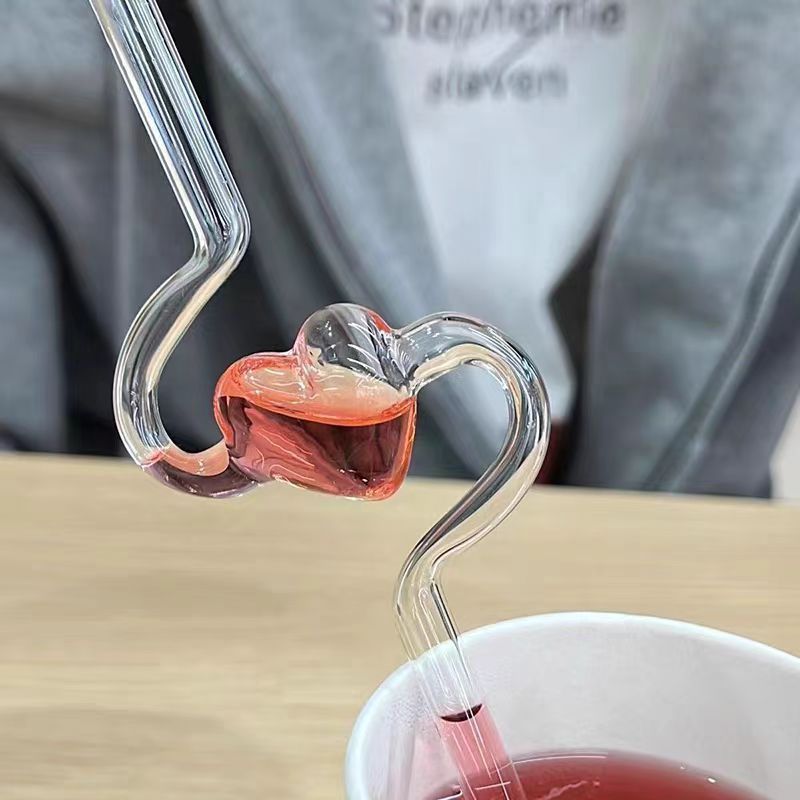 1pc Reusable Glass Straw with Heart-Shaped Tip - High Borosilicate, Transparent & Creative for Milkshakes and Smoothies - Perfect for Home, Kitchen, and Restaurant Use - KYAAN