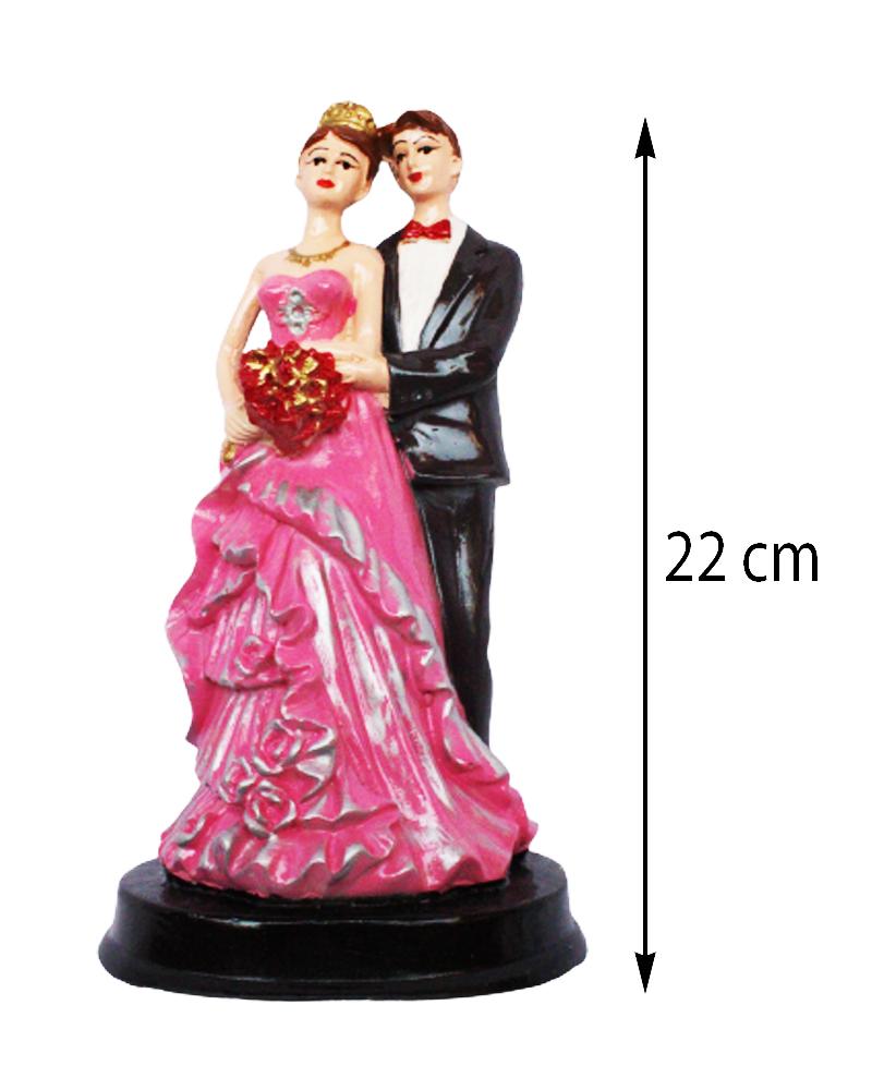 Handcrafted Loving Married Couple Statue Showpiece