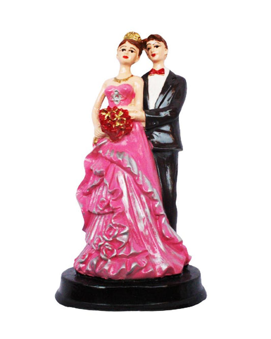 Handcrafted Loving Married Couple Statue Showpiece